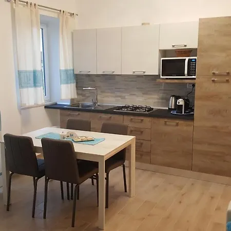 Fronte Porto Apartament